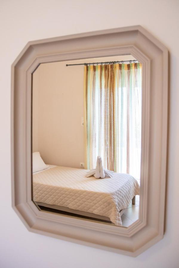 Mystique Apartment Karpathos Exteriör bild